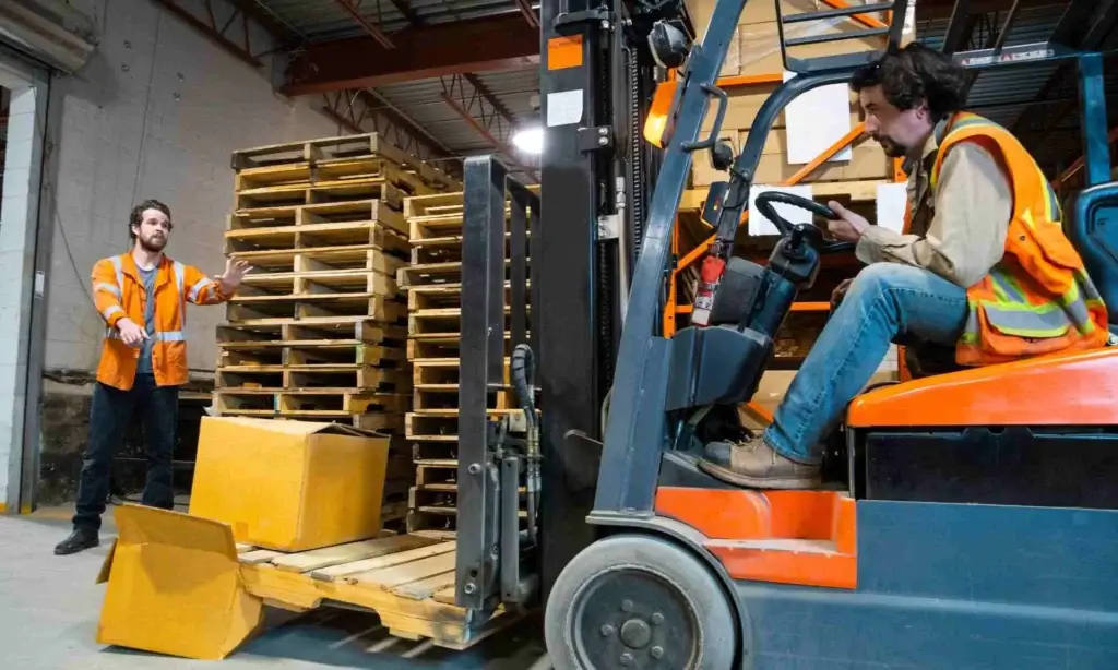 Perawatan Rutin Forklift