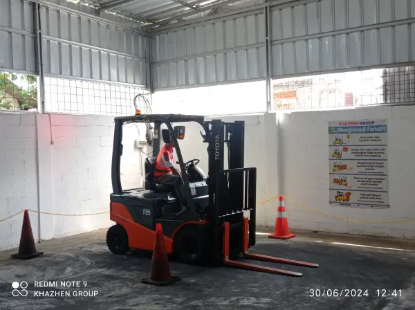 cara menjadi operator forklift bersertifikat